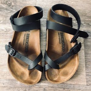 Birkenstock  yara